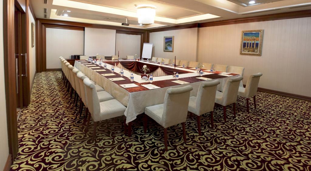 Tugcu Hotel Select Бурса Екстер'єр фото