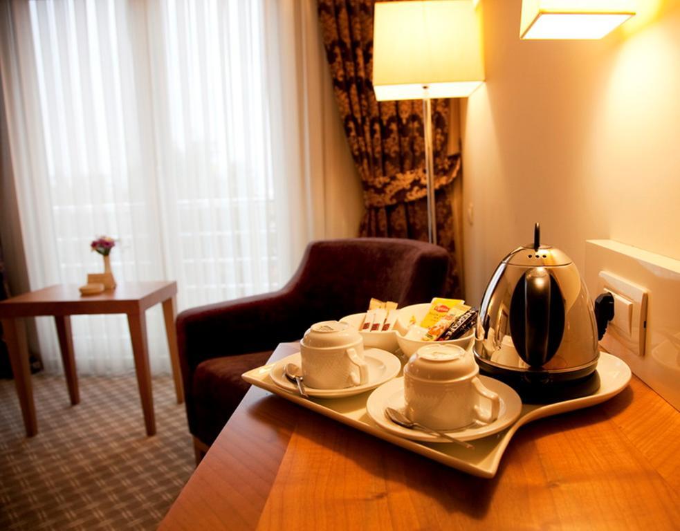 Tugcu Hotel Select Бурса Екстер'єр фото
