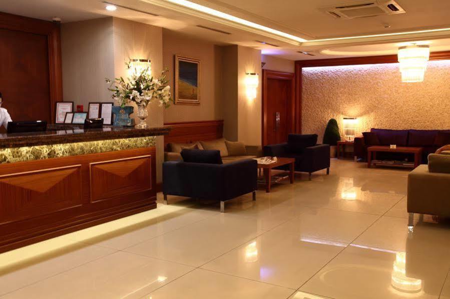 Tugcu Hotel Select Бурса Екстер'єр фото
